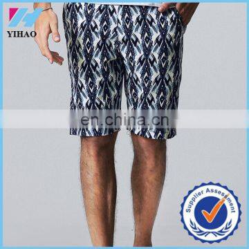 Yihao custom summer swimming trunks men's boxers beach shorts camouflage Ling plaid bodybuilding training shorts active wear