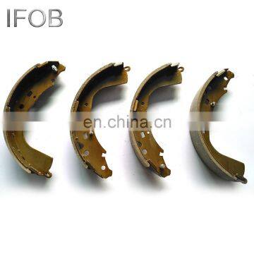 IFOB Spare Parts 04495-35250 Brake Shoe Kit for Hiace GDH201 KDH2 2KDFTV 1KDFTV 04495-0k160 04495-0k120 04495-0k010 04495-0k140 photo-3