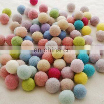 New 2019 Trending Colorful Organic Wool Dryer Balls Used for Scent ,laundry and Decorative photo-3