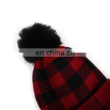 Cowinner Xmas Plaid Knit Matching Hats For Mom And Baby Christmas Buffalo Knit Warm Beanies Hat With Pom Pom Ball photo-3
