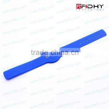 RFID SmartCard Wristbands Silicone Wristband for Bowling Centers photo-5