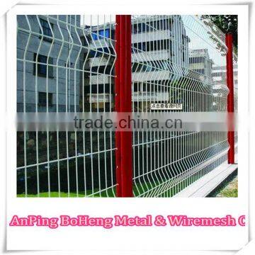 Best quality steel fence with red post designs