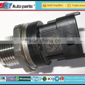 Diesel fuel Engine parts Common Rail Pressure Sensor 0281002846 3974092 0281002937 Rail pressure sensor 0281002937