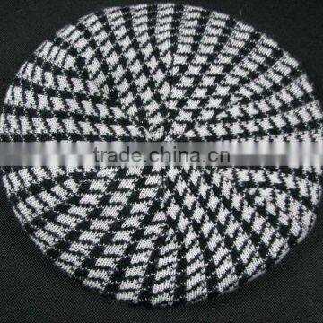 Ladies mohair dogtooth beret with pearl bow