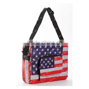 Foldable shoulder bag with flag printing