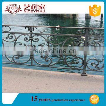 indoor usage wrought iron railing/modern design for balcony railing/balcony railing designs