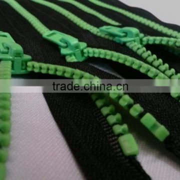 Heavy duty plastic zipper ykk zipper riri zipper hotsale plastic zipper roll wholesale canvas zipper pouch