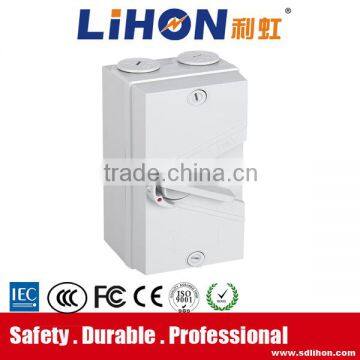 Hot saling 35A/250V 44.5*19.5*39 size wall mount waterproof isolating switch