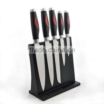 kitchen knives set / wooden magnetic block