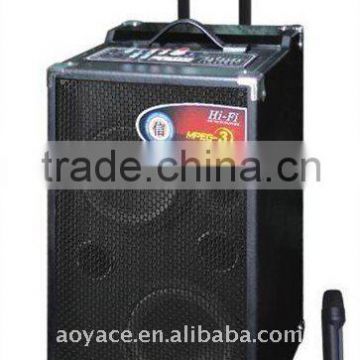 rechargeable speaker with one wireless microphone