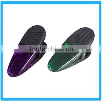 Crocodile Shape Strong Promotional Clip