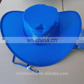 Foldable nylon hat