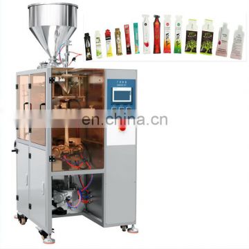 Automatic round corner bag type packaging machine for liquid