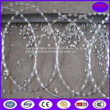 450mm Coil Diameter BTO-22 Razor Wire Flat Wrap Coils On Fence Top photo-2