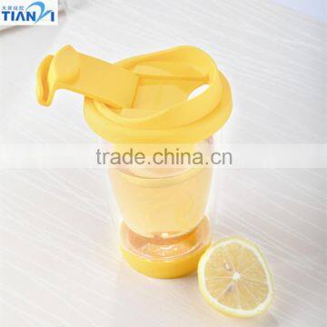 New Products Double Wall Glass Coffee Mug Heat-resistant double layer glass tea cup with silicone lid