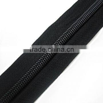 slide fastener zip