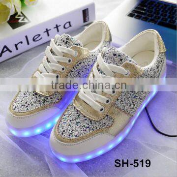 Wholesale top sale led light shoes women