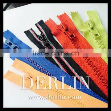 Red Black 2015 #3 #5 #8 #10 Size Derlin Resin Moulded Plastic Zipper photo-2