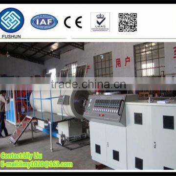 PE large diameter insulating pipe machine for solar energy