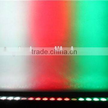 CE&RoHs Certificate Excellent Color Mixing LED Pixel Bar 18*4-in-1 RGBW Wall Washer LED Light