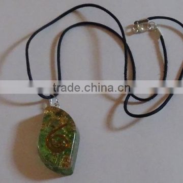 Green Orgone Eye Pendent With Cord : Wholesaler Manufacturer