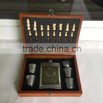 9oz Light Wine Pot and Zinc Alloy CCCP and the Cup and Funnel and Chess on the Wooden Box Packaging photo-6