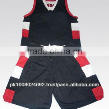 High Quality Team Sublimated Custom Basketball Uniform