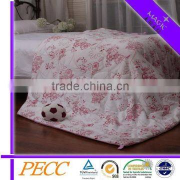 Popular Printed Duck Down Quilt With 50% Cotton/50% Silk Fabric Shell                        
                                                Quality Choice