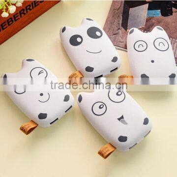 2016 Hot selling 8000mAh Two Output Christmas Fashion Cartoon Portable Mobile Power Bank Charger                        
                                                Quality Choice