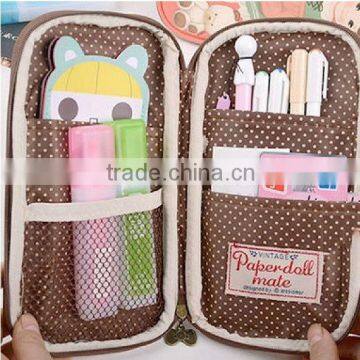 Various cartoon pen bag