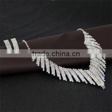 Strip Shape Silver Tone Crystal Rhinestone Fashion Necklaces Set pakistani bridal jewellery set