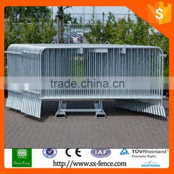 32mmOD Frame Powder Coated Portable Metal Traffic Control Fence photo-2