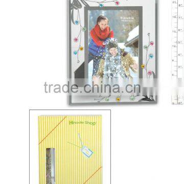 GLASS PHOTO FRAME
