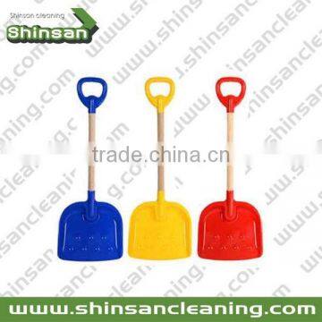 Funny snow shovel for kids/garden play snow shovel/mini kids plastic shovel