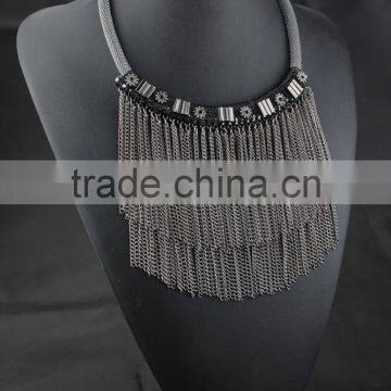 Baroque Style Metal Chain Tassel Ethnic Necklace Jewelry for Women photo-4