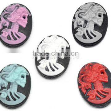 Wholesale Oval Mixed Resin Halloween Skull Pattern Cameo