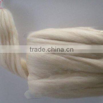 100% worsted de-colored combed camel tops