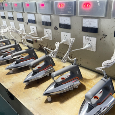 Electric Iron Household Ironing Machine/Dry Electric Ironing Bucket/Handheld Hanging Ironing Machine（Wechat:13510231336）