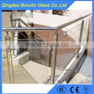 Tempered lamianted glass for guardrail