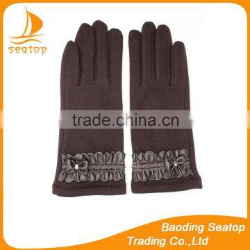 ladies spandex velvet gloves with leather decoration for wholesale