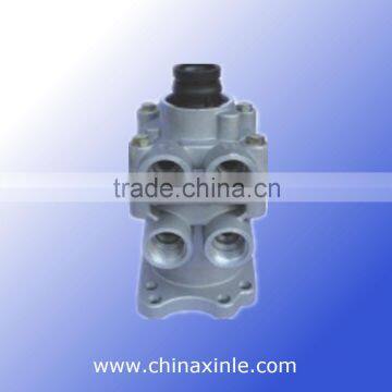 Air brake valve Foot Brake Valve MB4694B