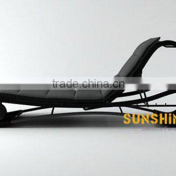 Ajustable Patio Pool Sunbed Lounge in Black Finish