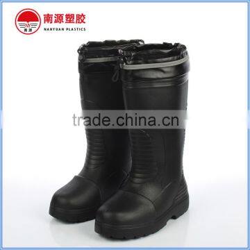 Cold storage safety boots with EVA material