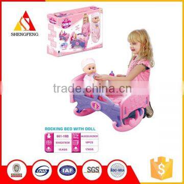 kids play game toys baby bed toys wih the doll girl play games