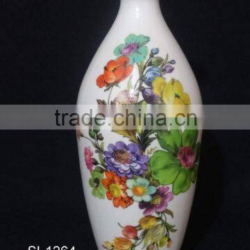 LATEST DESIGN OF VASES AT ATTRACTIVE PRICES