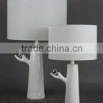 DS11107WH zhongshan city bird shape resin table lamp for bedroom decoration