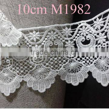 100%cotton wholesale hot sell guipure embroidery fabric lace M1982 for woman evening/wedding dress