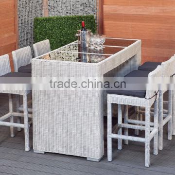 Six Bar Chair With Table in White Wicker Furniture New