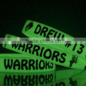 Glow-in-dark bracelet silicone