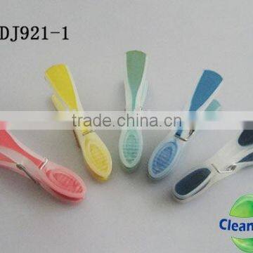 small plastic cloth clip